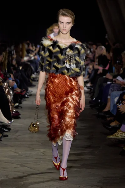 Look 22